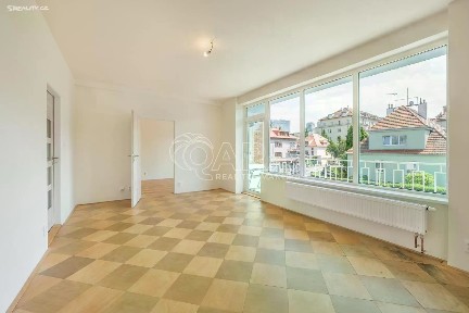 Pronájem bytu 3+1 74 m² Na Klaudiánce, Praha - Podolí