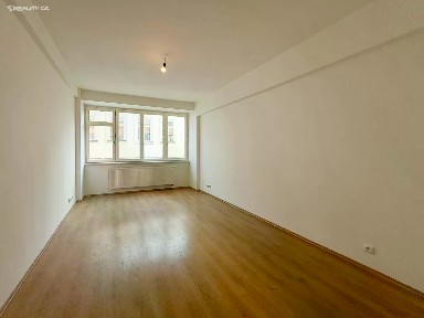 Pronájem bytu 1+kk 27 m² Bartolomějská, Praha - Staré Město