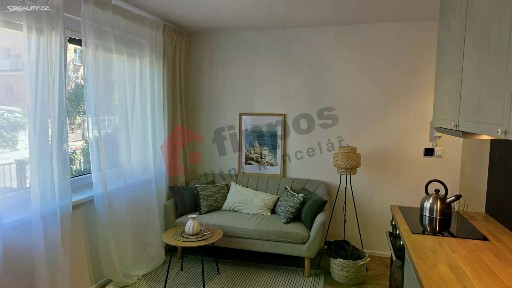 Pronájem bytu 2+kk 30 m² Korandova, Praha - Hodkovičky