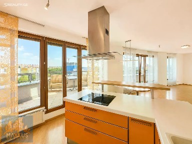 Pronájem bytu 3+kk 102 m²