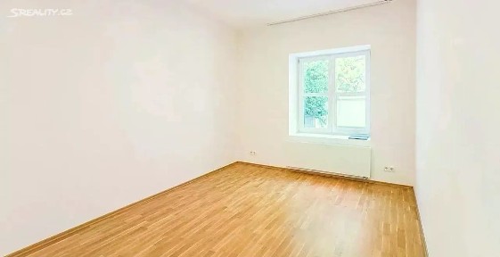 Pronájem bytu 4+kk 104 m² Plzeňská, Praha - Motol