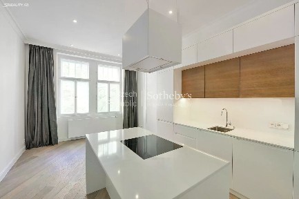 Pronájem bytu 2+kk 56 m² Praha - Vinohrady