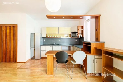 Pronájem bytu 2+kk 54 m² Kamelova, Praha - Záběhlice