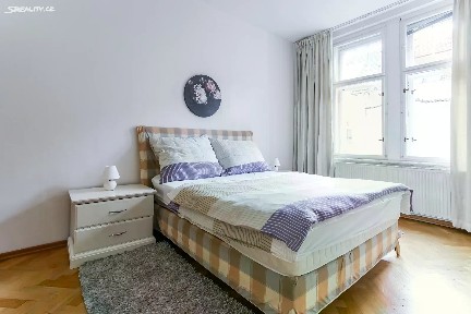Pronájem bytu 2+1 65 m² Bílkova, Praha
