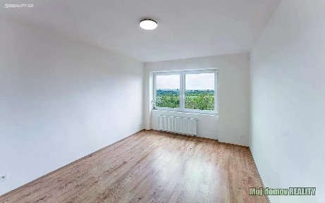 Pronájem bytu 1+kk 27 m² Na břevnovské pláni, Praha - Břevnov