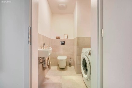 Pronájem bytu 3+kk 61 m² Hindlova, Praha
