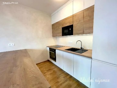 Pronájem bytu 2+kk 57 m² Pechmanových, Praha - Vysočany