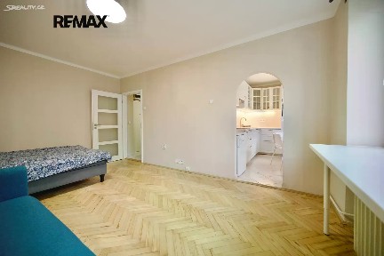 Pronájem bytu 1+1 33 m² Vinohradská, Praha - Vinohrady