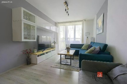 Pronájem bytu 2+1 51 m² Michelangelova, Praha - Strašnice