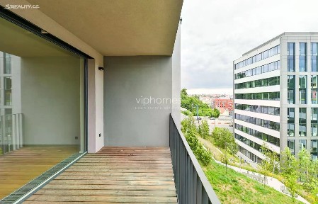 Pronájem bytu 3+kk 78 m² Grafická, Praha - Smíchov