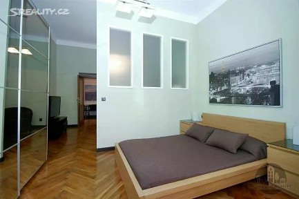 Pronájem bytu pokoje 64 m² Slavíkova, Praha - Vinohrady