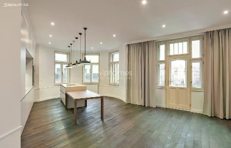 Pronájem bytu 4+kk 167 m²