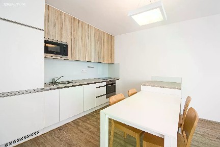 Pronájem bytu 2+kk 70 m² Donská, Praha - Vršovice