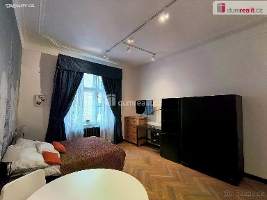 Pronájem bytu 1+1 31 m² Hálkova, Praha - Nové Město