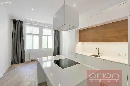 Pronájem bytu 2+kk 54 m² náměstí Jiřího z Poděbrad, Praha - Vinohrady