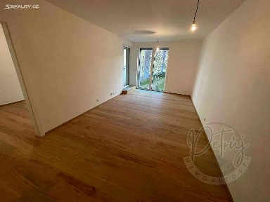 Pronájem bytu 2+kk 59 m² Hodonínská, Praha - Michle