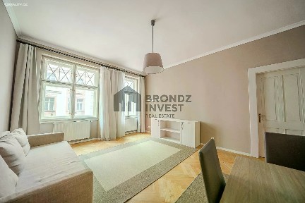 Pronájem bytu 2+kk 55 m² Chvalova, Praha - Žižkov