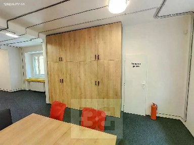 Pronájem kanceláře 118 m² K vodojemu, Praha - Smíchov
