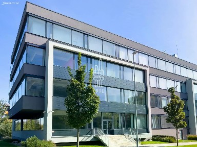 Pronájem kanceláře 456 m²