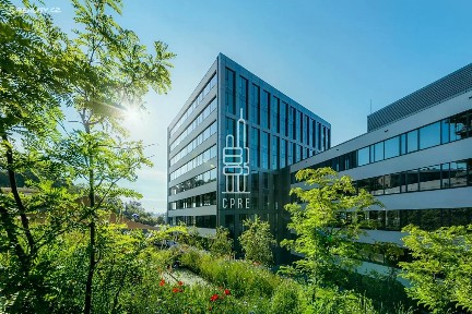 Pronájem kanceláře 1316 m²
