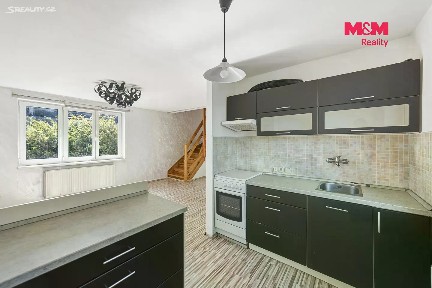 Pronájem rodinného domu 100 m², pozemek 83 m² Dolní hájek, Dolní Beřkovice