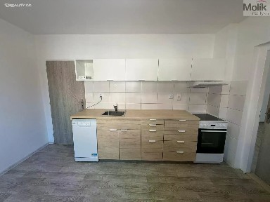 Pronájem bytu 1+1 44 m²