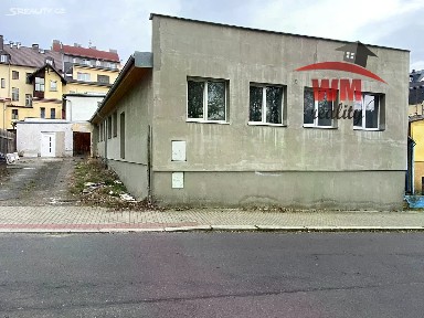 Prodej komerční nemovitosti 300 m²
