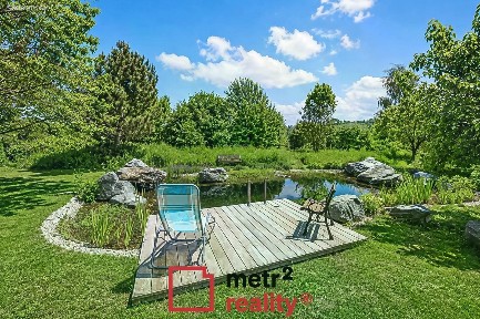 Prodej komerční nemovitosti 400 m²