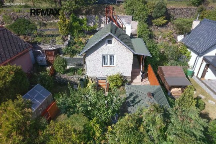 Prodej chaty 16 m², pozemek 414 m² Bystřany