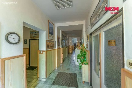 Pronájem skladového prostoru 150 m² Jana Palacha, Pardubice - Zelené Předměstí