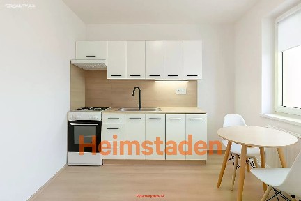 Pronájem bytu 2+kk 41 m² Nad Stadionem, Frýdek-Místek - Frýdek