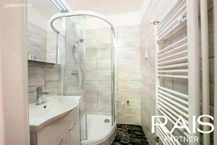 Pronájem bytu 2+1 59 m² Komenského náměstí, Rosice