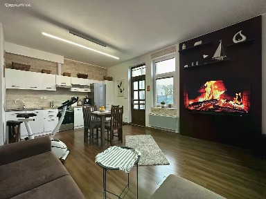 Pronájem bytu 2+kk 50 m² Gen. Šimka, Břeclav