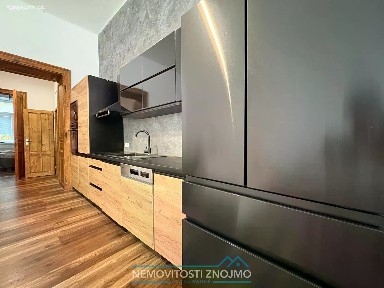 Pronájem bytu 3+kk 55 m² Coufalova, Znojmo