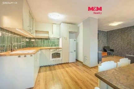Prodej rodinného domu 70 m², pozemek 327 m²