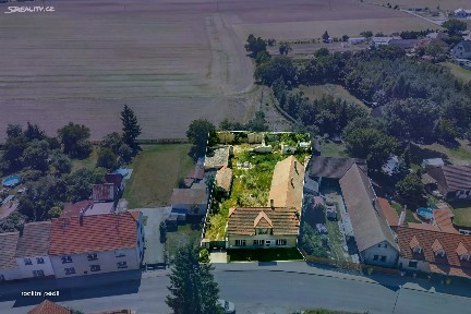 Hlavní, Běrunice