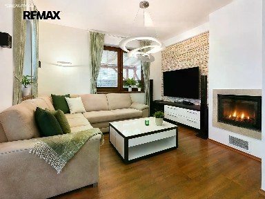 Prodej rodinného domu 144 m², pozemek 690 m² Školská, Cerhenice