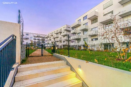 Pronájem bytu 2+kk 50 m² Bohumila Landy, Kladno - Kročehlavy