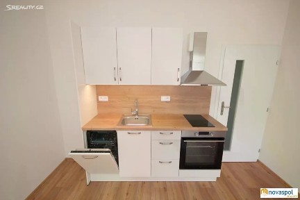 Pronájem bytu 2+kk 40 m² Pod Radnicí, Praha - Košíře