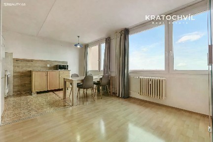 Prodej bytu 3+kk 68 m² Jerevanská, Kladno - Kročehlavy