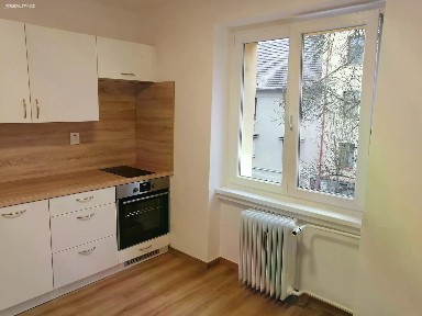 Pronájem bytu 1+1 30 m² Blatenská, Plzeň - Lobzy