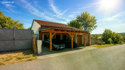 Prodej rodinného domu 156 m², pozemek 364 m² Brumovice