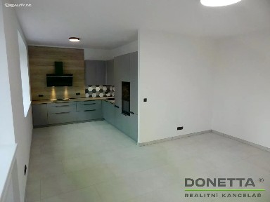 Pronájem bytu 3+kk 83 m² Resslova, Hradec Králové