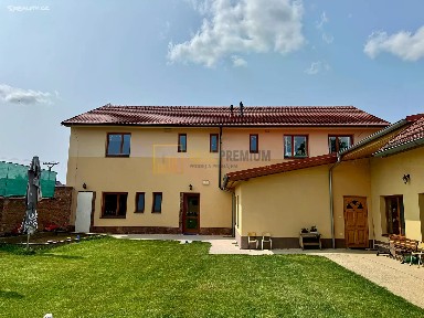 Ostrožská Nová Ves, Uherské Hradiště, Dědina