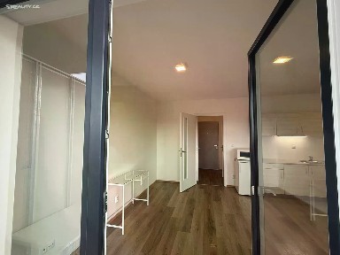 Pronájem bytu 1+kk 28 m² Spolková, Brno - Zábrdovice