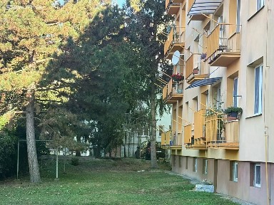 Prodej bytu 2+1 56 m² Komenského náměstí, Slavkov u Brna