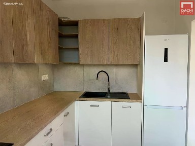 Pronájem bytu 2+1 43 m² Stiborova, Olomouc - Nová Ulice