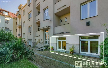 Prodej bytu 2+kk 55 m² Vykáňská, Praha - Strašnice