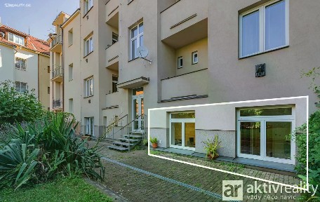 Prodej bytu 2+kk 55 m² Vykáňská, Praha - Strašnice