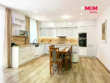 Pronájem rodinného domu 114 m², pozemek 648 m² Řásná